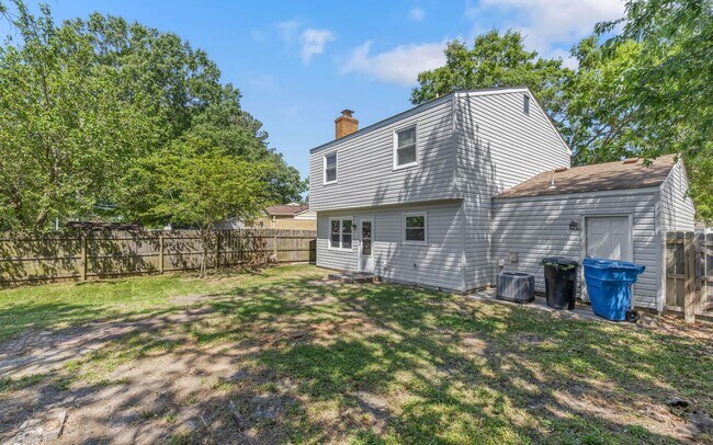 Foto del edificio - 4957 Aquarius Ct