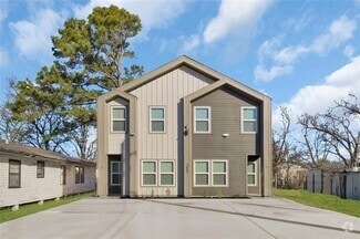 Building Photo - 7987 Chateau St