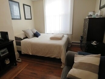 Building Photo - 507 Beacon St