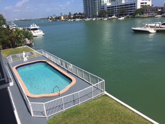 Foto principal - 7917 West Dr