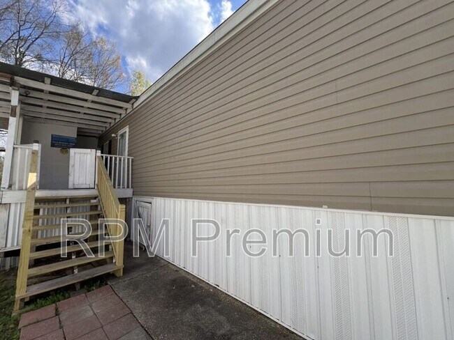 Foto del edificio - 5510 Lavey Ln