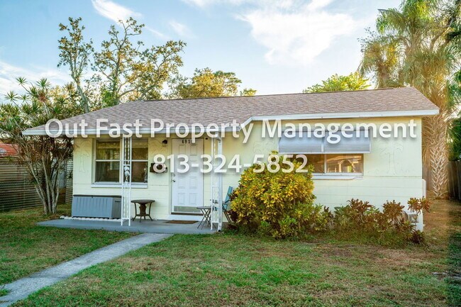 Foto del edificio - 4810 Haines Rd N