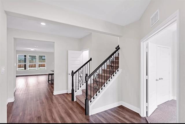 Building Photo - 3633 Keechi Creek Dr