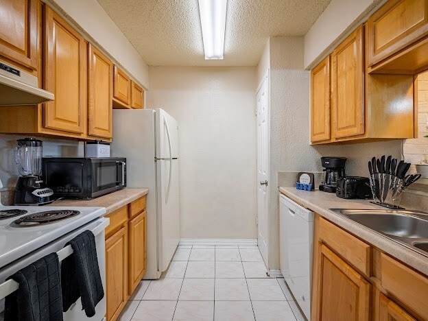 Photo - 260 El Dorado Blvd Apartment