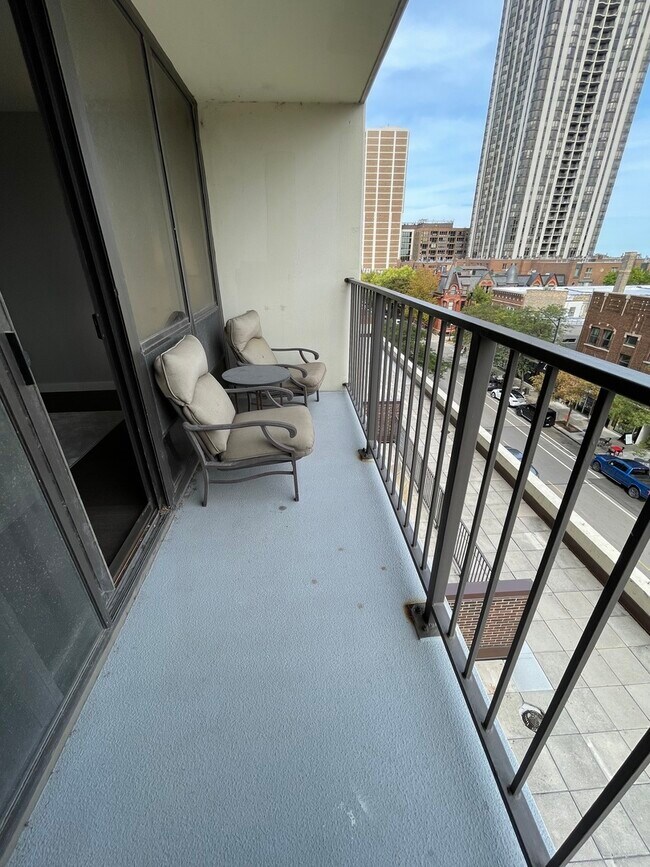 Foto del edificio - 1636 N Wells St