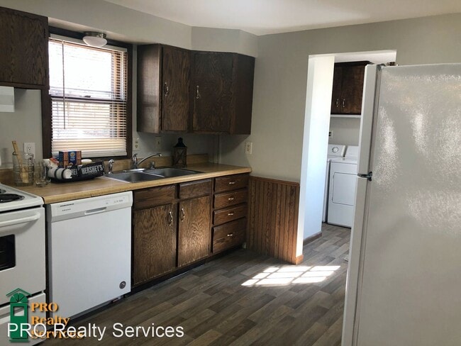 Building Photo - 2 br, 1 bath House - 225 6th Ave SE