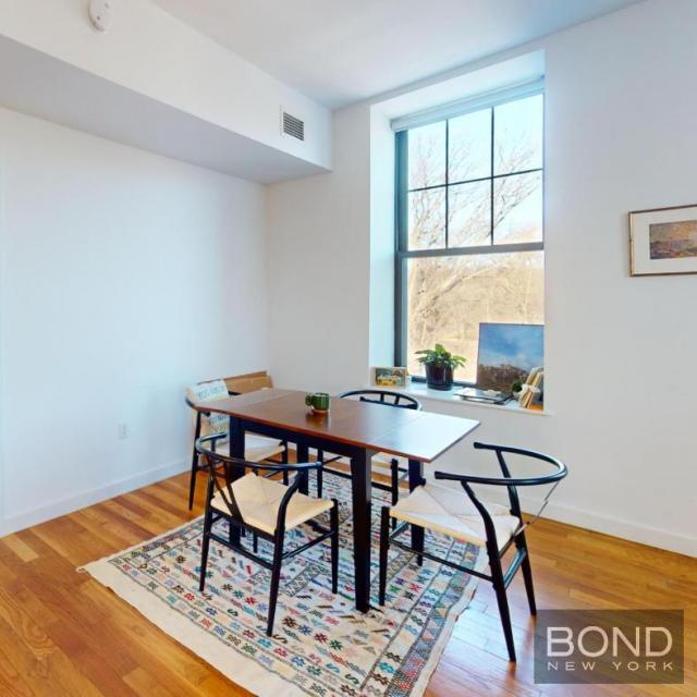 Foto del edificio - 3 bedroom in BROOKLYN NY 11226