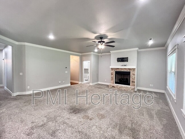 Building Photo - 24 Bonhill Ln