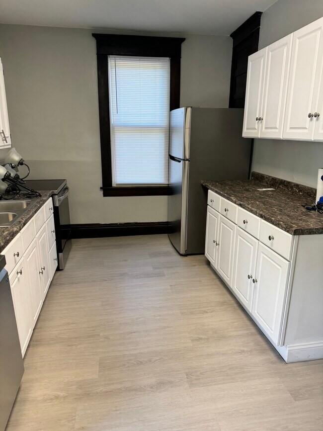 Cocina - 119 Butternut Ave