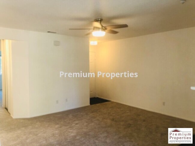 Foto del edificio - 2597 Oak Rd