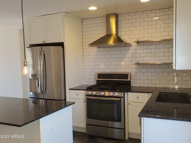 Building Photo - 3426 N 37th St