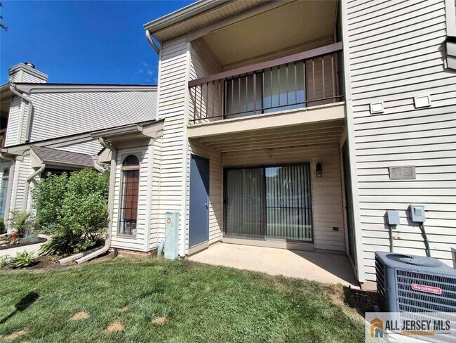 Foto del edificio - 511 Sunshine Ct
