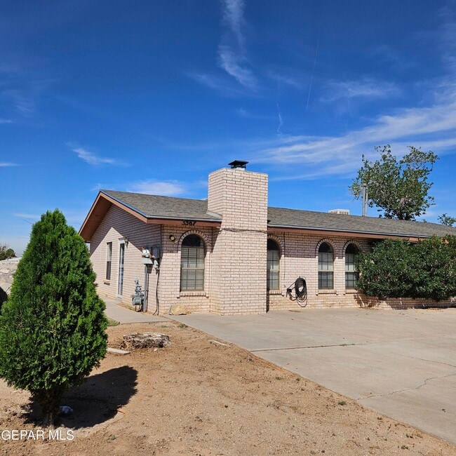 Foto del edificio - 3567 E Glen Dr