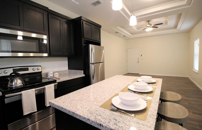 Building Photo - Monmack Landing Apartments