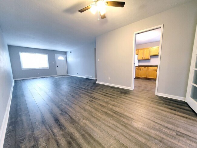 Foto del edificio - 3 Bed- 2 Full Bath Ranch for Rent | Newly ...