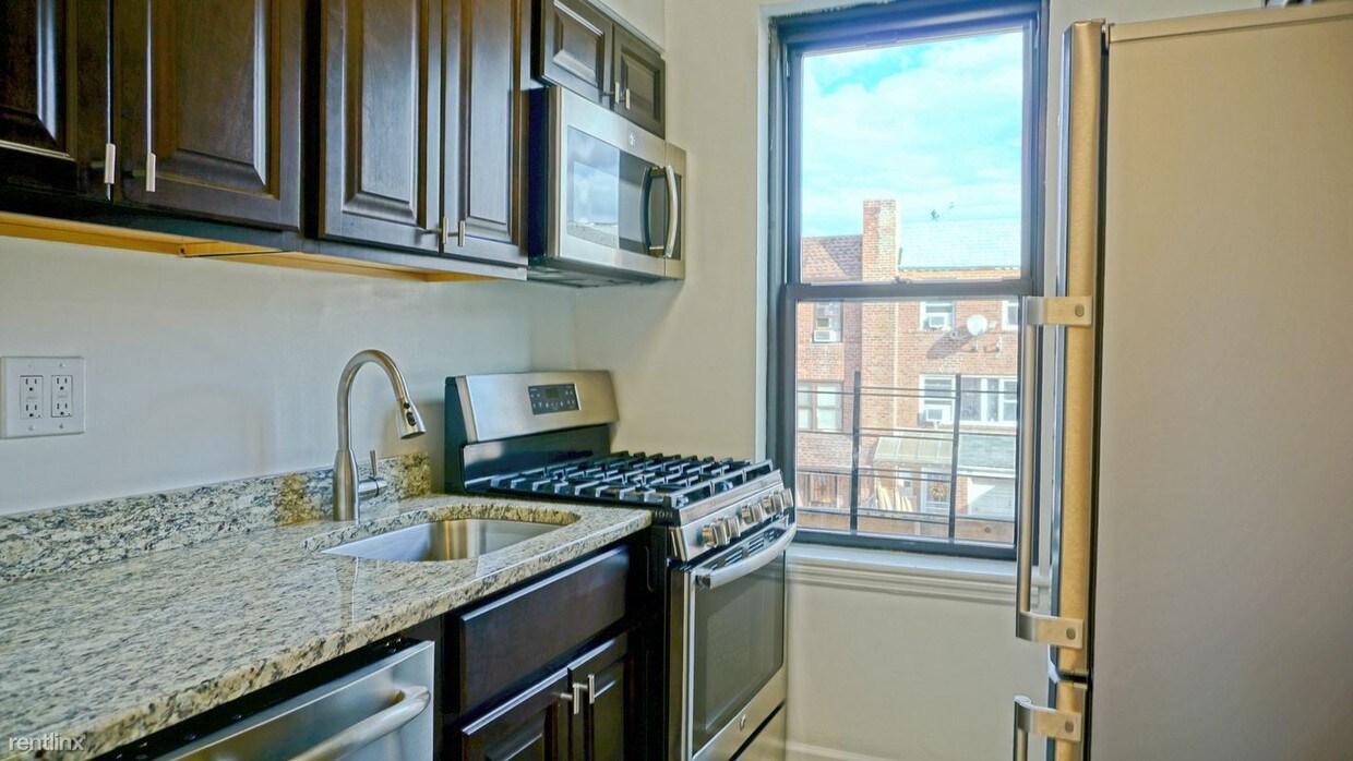 3240 93rd St Unit D5, East Elmhurst, NY 11369 Condo for Rent in East