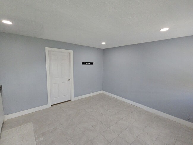 Photo - 9010 Linda Vista Rd Apartment