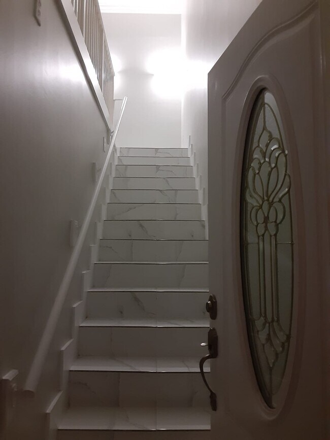 Foto del edificio - 2891 W 76th St