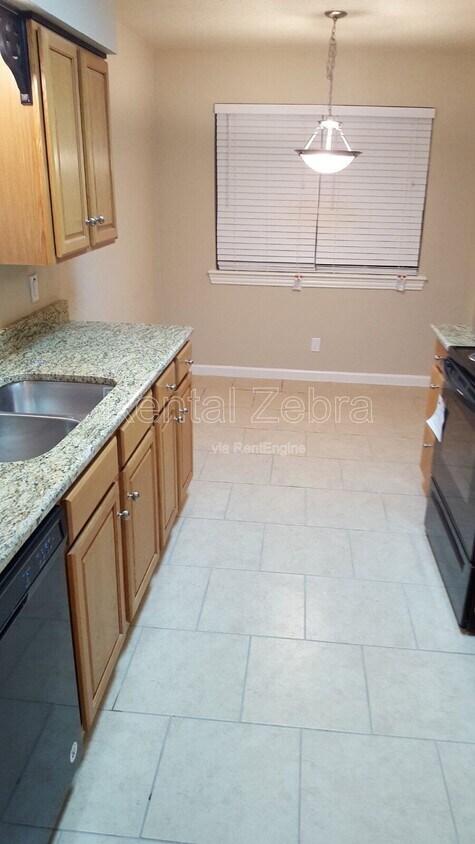 Foto principal - 2939 Longmeade Dr