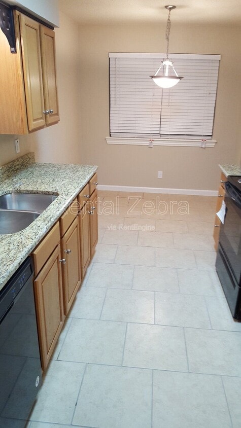 Photo - 2939 Longmeade Dr