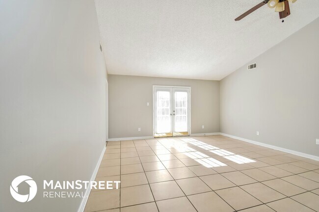 Foto del edificio - 7111 Peppermill Ln