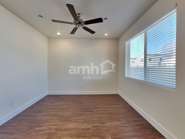 Foto del edificio - 11482 W Mesquite St