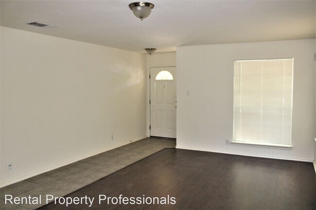 Foto del edificio - 3 br, 2 bath House - 9151 Hampton Hills