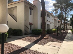 Building Photo - 6673 W Tropicana Ave