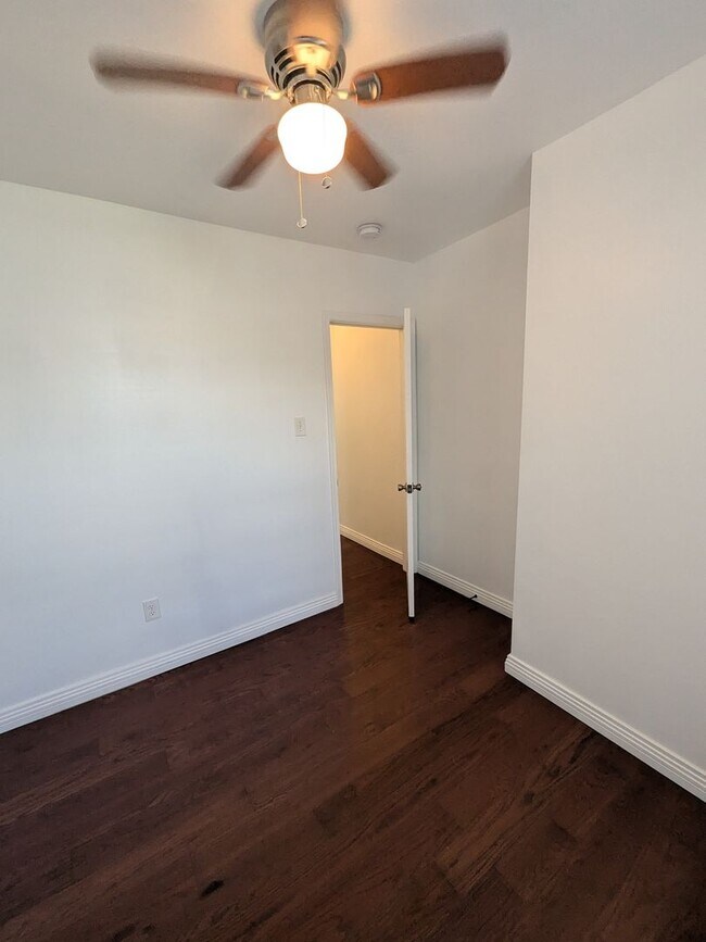 Foto del edificio - Updated Home - Point Breeze