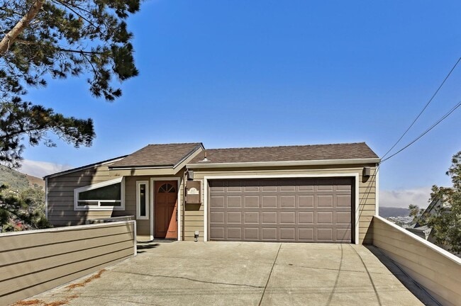 Building Photo - 1117 Humboldt Rd