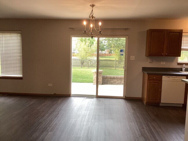 Foto del edificio - 27450 W Fawn Lake Ct
