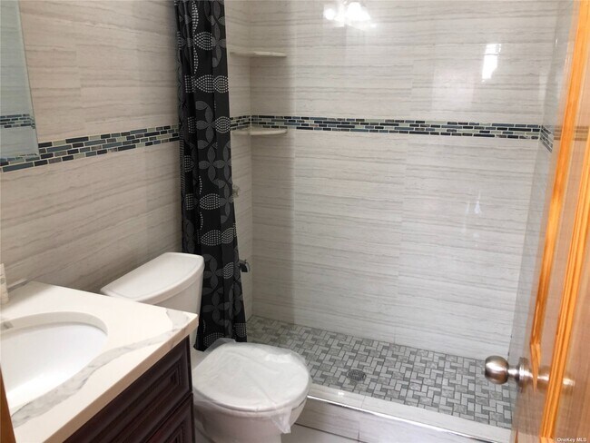 Foto del edificio - 109-06-109101 101st Ave