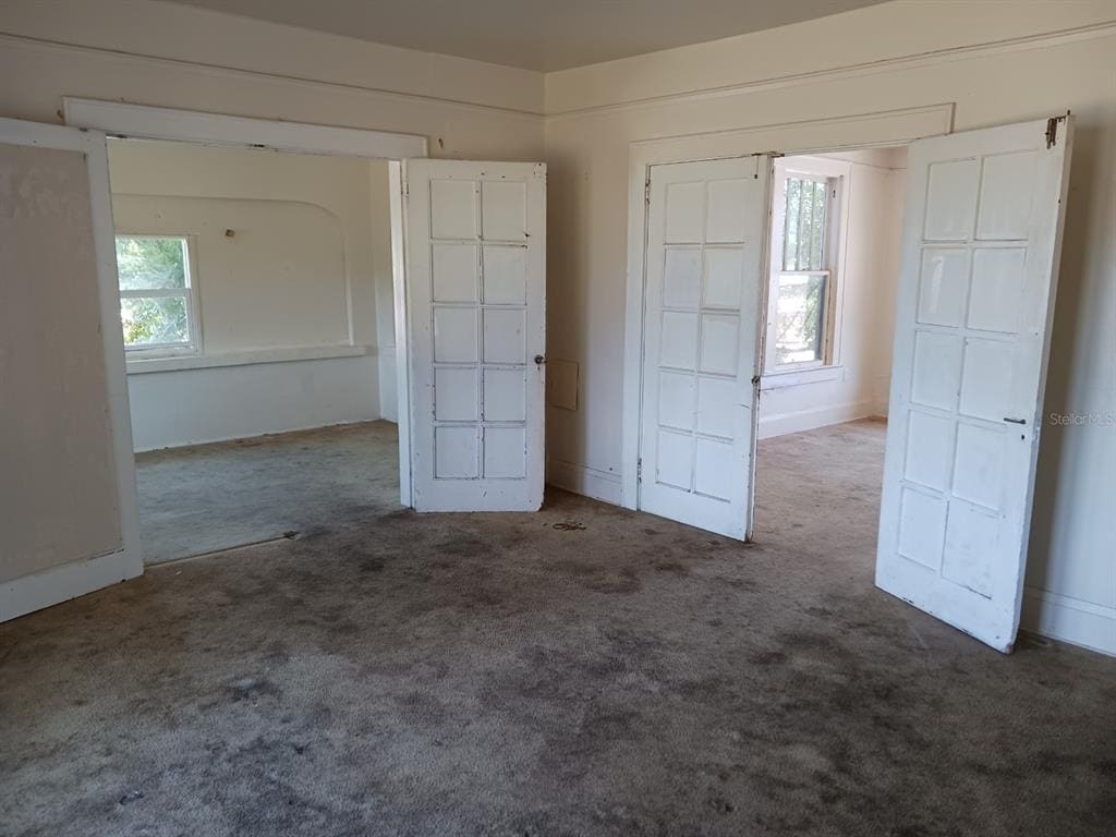 Foto principal - 720 6th St NE