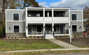 Building Photo - 103 E High St