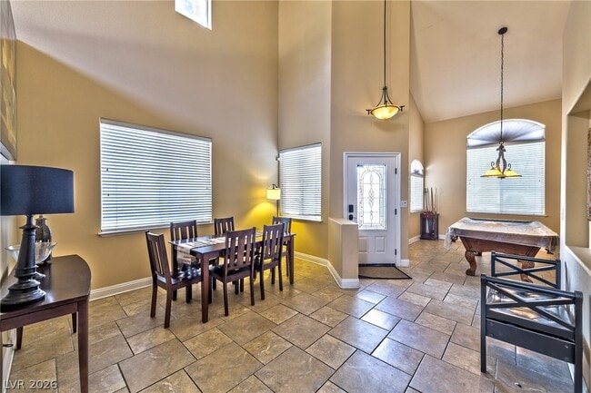 Building Photo - 8971 Rolling Rock Dr