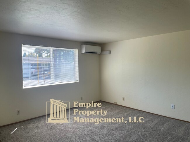 Building Photo - 3565 Concord St