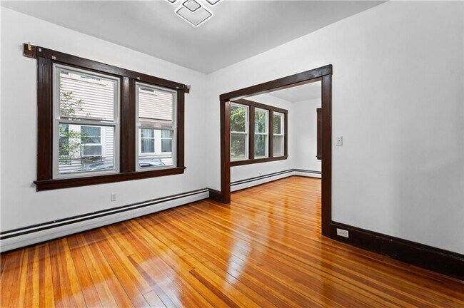 Foto del edificio - 335 Blackstone St