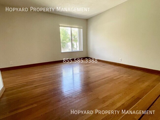Building Photo - Fantastic Location in Union City! 4 Bedroo...
