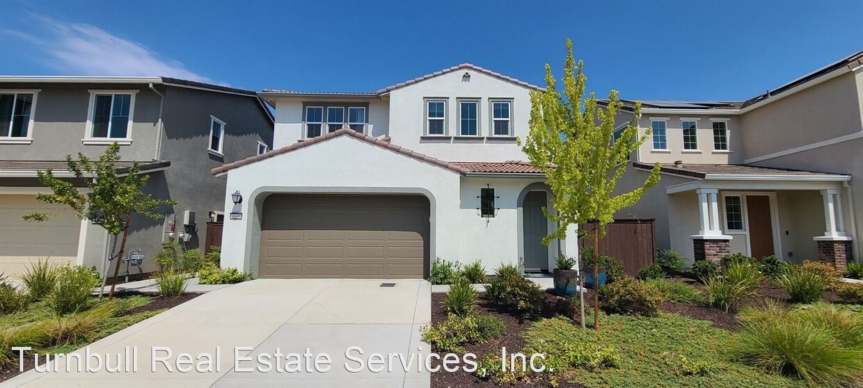 Primary Photo - 3 br, 2.5 bath House - 4440 TUCKER DR