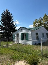 Building Photo - 1601 S Johnson St
