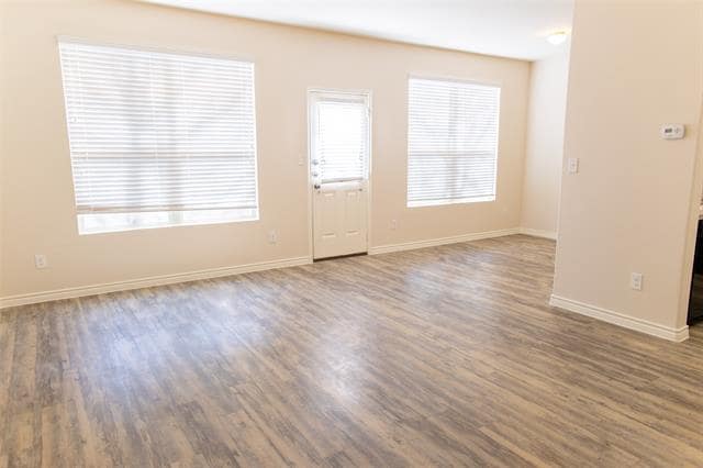 Foto del edificio - 9942 Chilmark Way