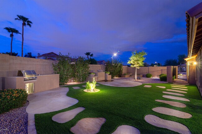 Foto del edificio - 3818 E Blue Flax Ave