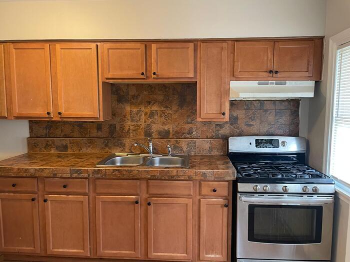 Primary Photo - 3030 Brighton St