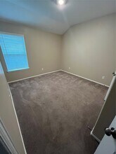 Building Photo - 19024 Pinewood Grove Trl