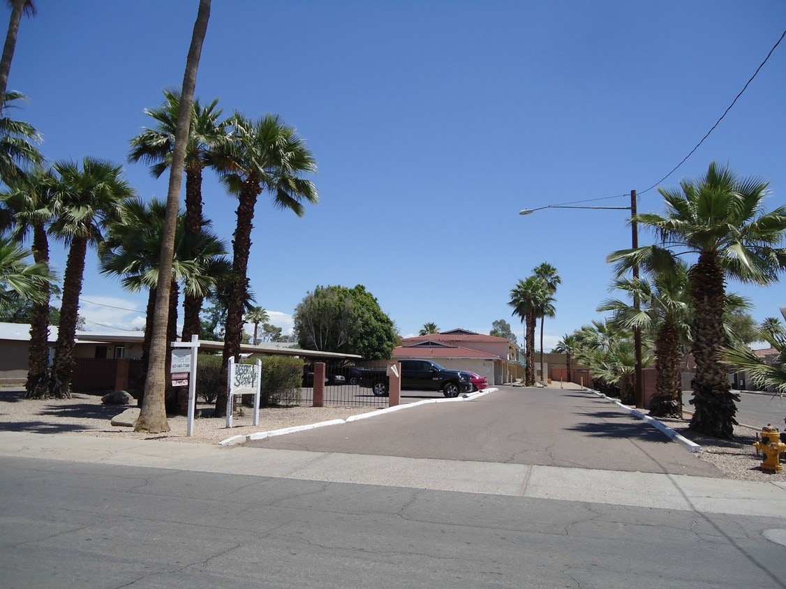 Primary Photo - Desert Siesta