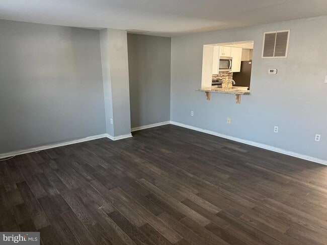 Photo - 8910 Pembrook Woods Townhome