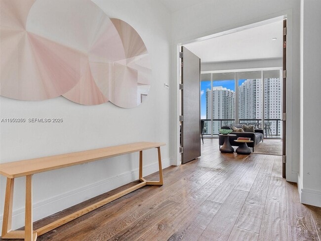 Foto del edificio - 3250 NE 188th St