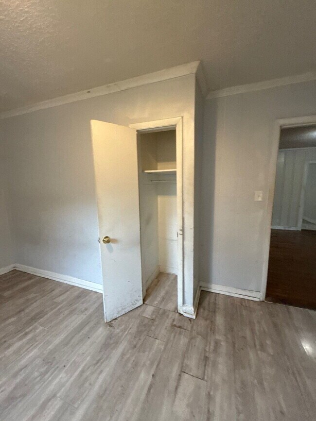 Foto del edificio - 719 Craft Rd