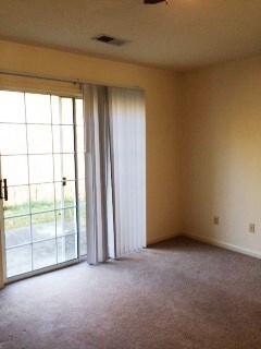 Building Photo - 410 Alta Ln