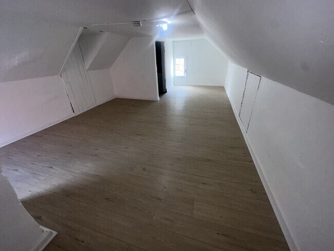 Foto del edificio - 115 East Ave